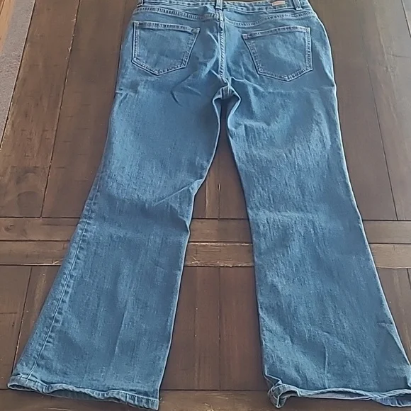Massimo Dutti Bootcut Medium Wash Jeans size 6 - Picture 6 of 7